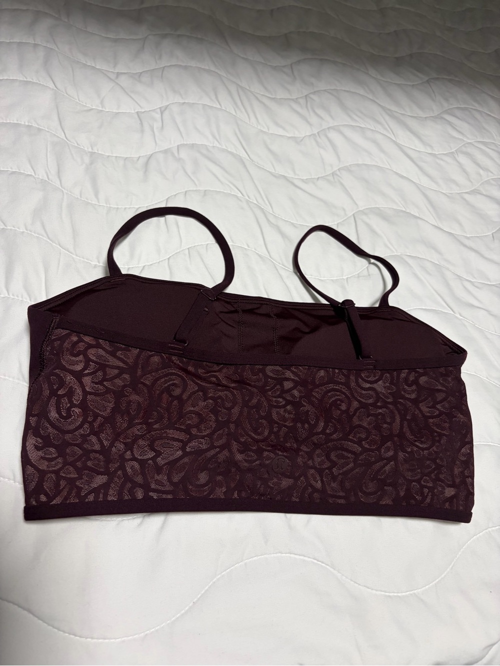 NWT Lululemon Nulu Paisley Lace-Back Bra. Size M in Black Plum
